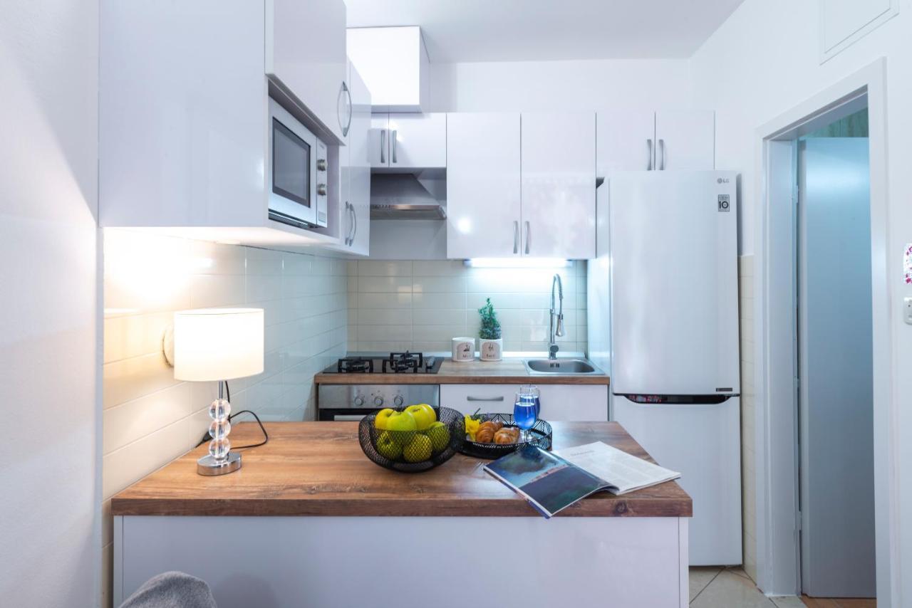 Niko'S Charming Apartment With Free Parking 두브로브니크 외부 사진